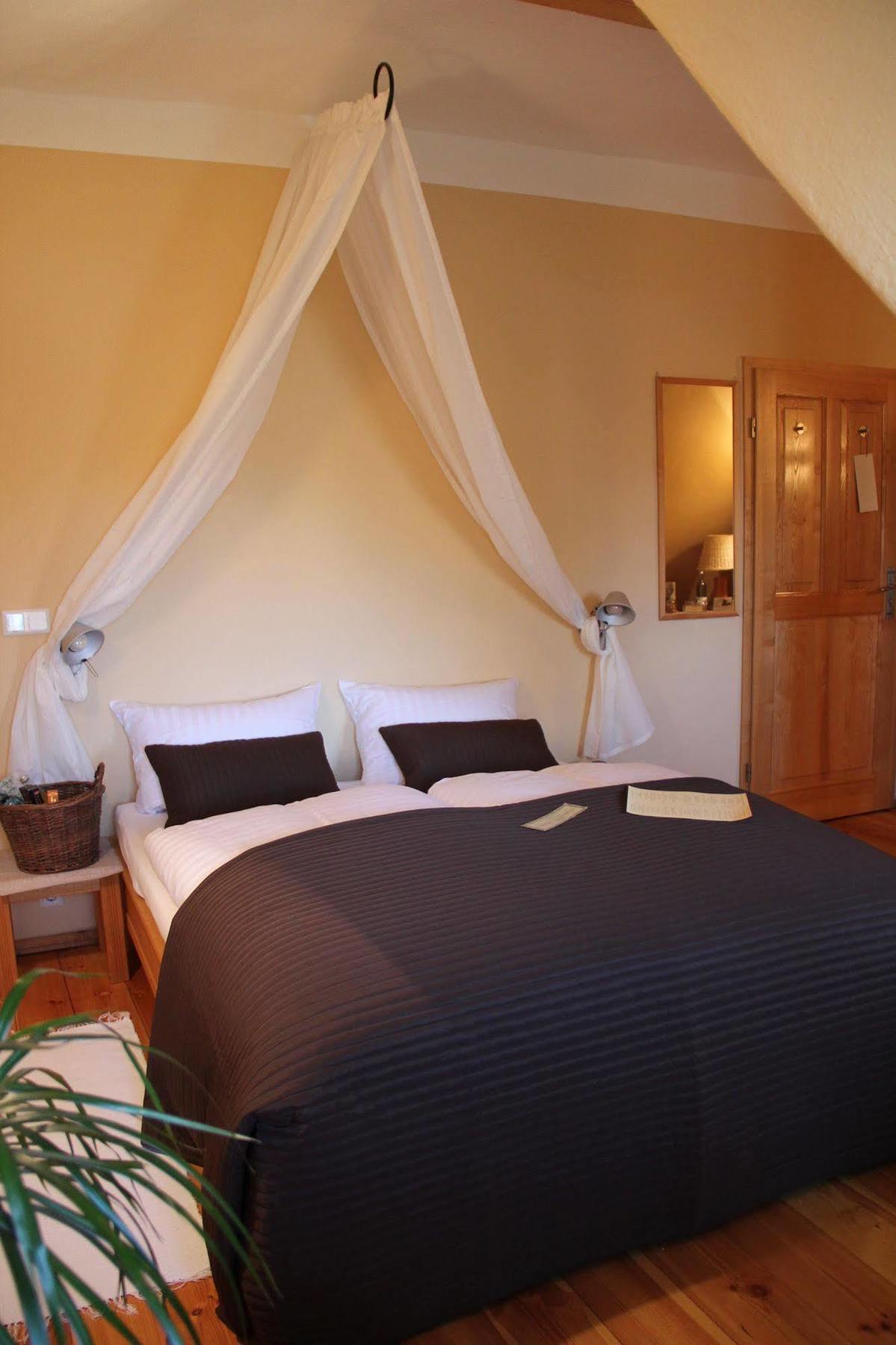 Gutshof Woldzegarten Hotel Bagian luar foto