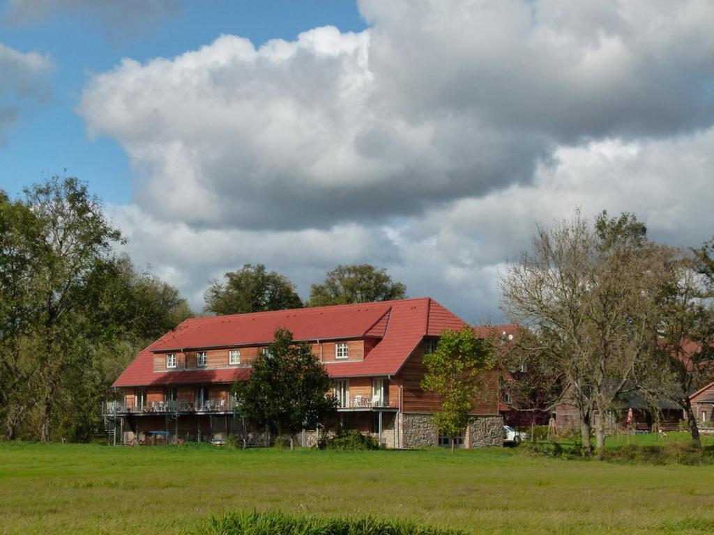 Gutshof Woldzegarten Hotel Bagian luar foto