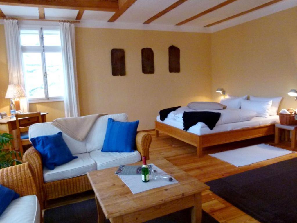 Gutshof Woldzegarten Hotel Bagian luar foto